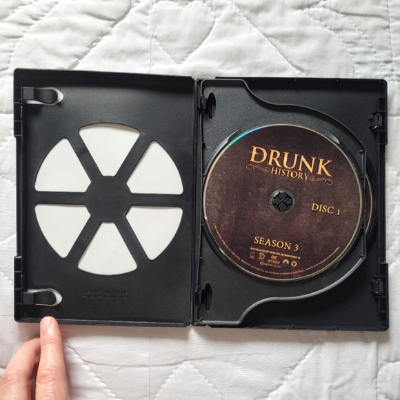 2/$15 🌼 Drunk History - Picture 3 of 5